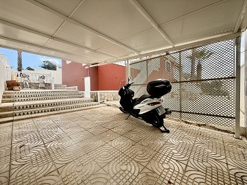 Volledig gemeubileerde halfvrijstaande villa met uitzicht in Ciudad Quesada - Lotus Properties