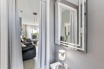 GROOT MODERN APPARTEMENT MET TUIN OP HET ZUIDEN - PRIVÉ PARKEERPLAATS IN DE KELDER EN BERGING - PRACHTIG ZWEMBADGEBIED EN TENNISBANEN - Lotus Properties