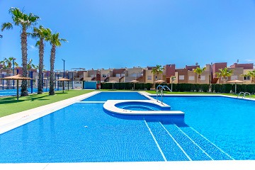 GROOT MODERN APPARTEMENT MET TUIN OP HET ZUIDEN - PRIVÉ PARKEERPLAATS IN DE KELDER EN BERGING - PRACHTIG ZWEMBADGEBIED EN TENNISBANEN - Lotus Properties