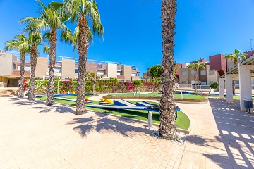 GROOT MODERN APPARTEMENT MET TUIN OP HET ZUIDEN - PRIVÉ PARKEERPLAATS IN DE KELDER EN BERGING - PRACHTIG ZWEMBADGEBIED EN TENNISBANEN - Lotus Properties