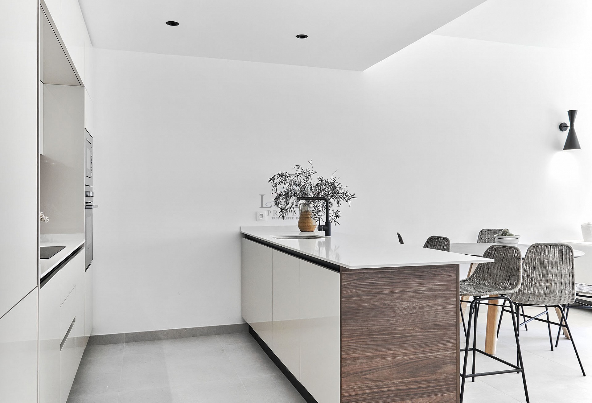 Nieuwe mediterrane badplaats op 300 m van de zee - Torrevieja - Lotus Properties