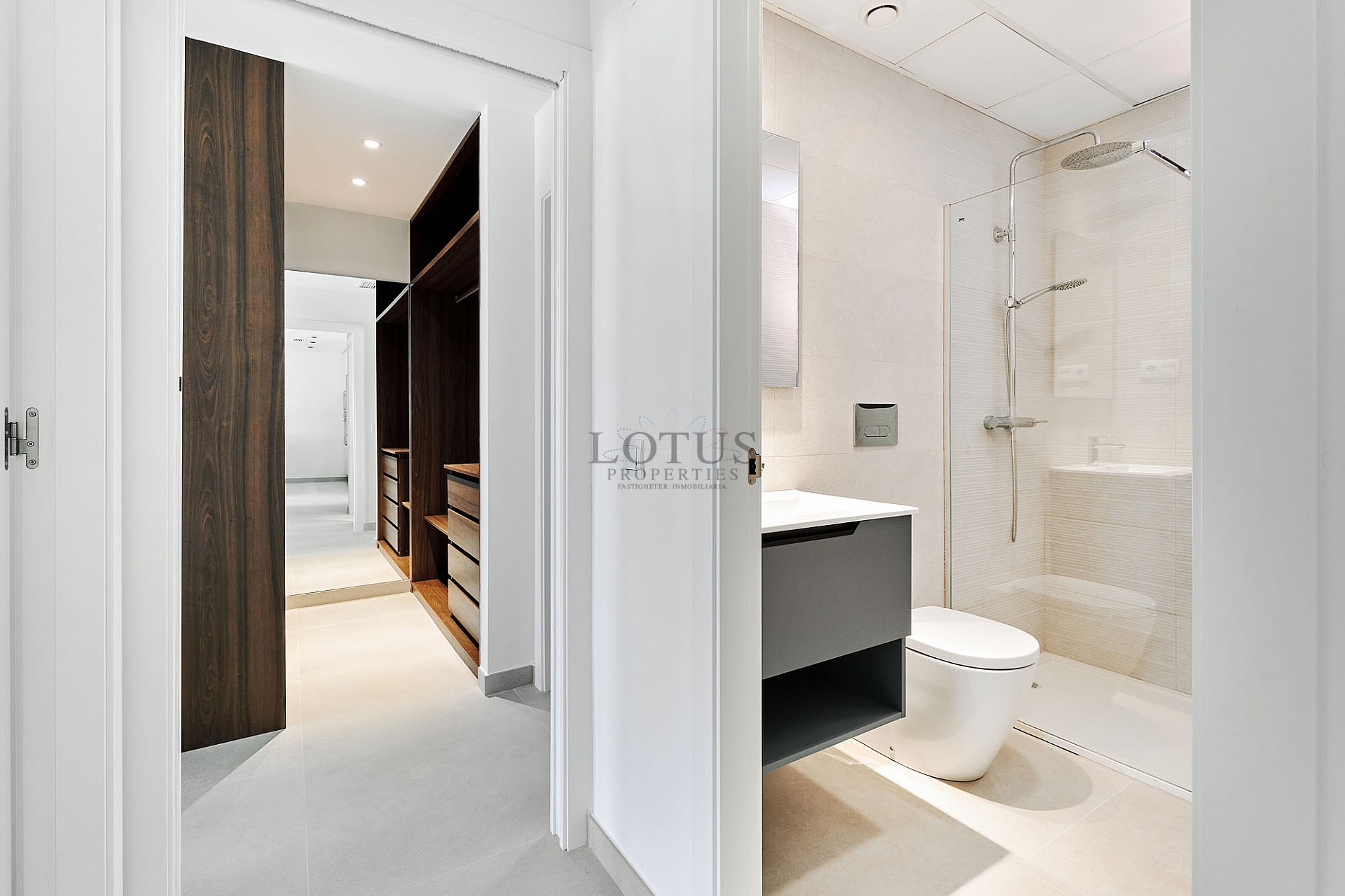 Nieuwe mediterrane badplaats op 300 m van de zee - Torrevieja - Lotus Properties