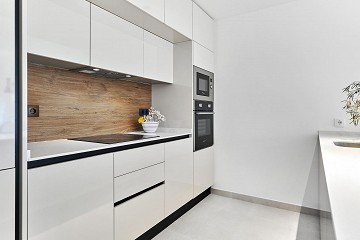 Nieuwe mediterrane badplaats op 300 m van de zee - Torrevieja - Lotus Properties