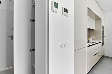 Nieuwe mediterrane badplaats op 300 m van de zee - Torrevieja - Lotus Properties