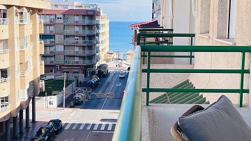 Stijlvol gerenoveerde woning op slechts 140 meter van het strand van La Mata - Lotus Properties