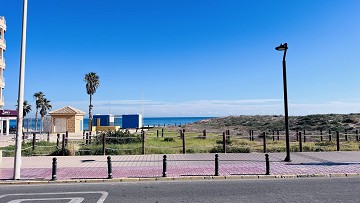 Stijlvol gerenoveerde woning op slechts 140 meter van het strand van La Mata - Lotus Properties