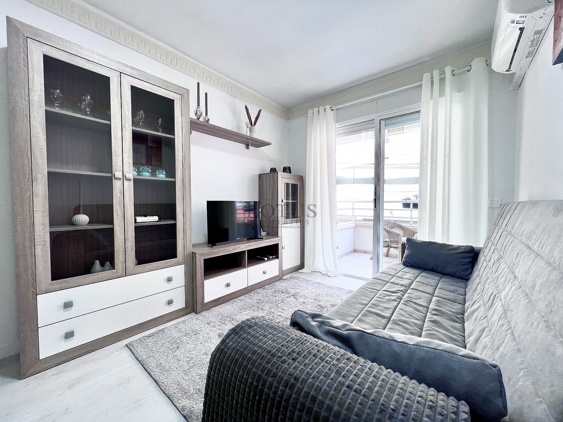 Appartement op Slechts 60 Meter van Playa de los Locos – Torrevieja - Lotus Properties