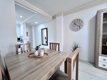 Appartement op Slechts 60 Meter van Playa de los Locos – Torrevieja - Lotus Properties