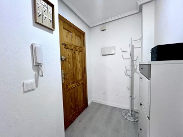 Appartement op Slechts 60 Meter van Playa de los Locos – Torrevieja - Lotus Properties