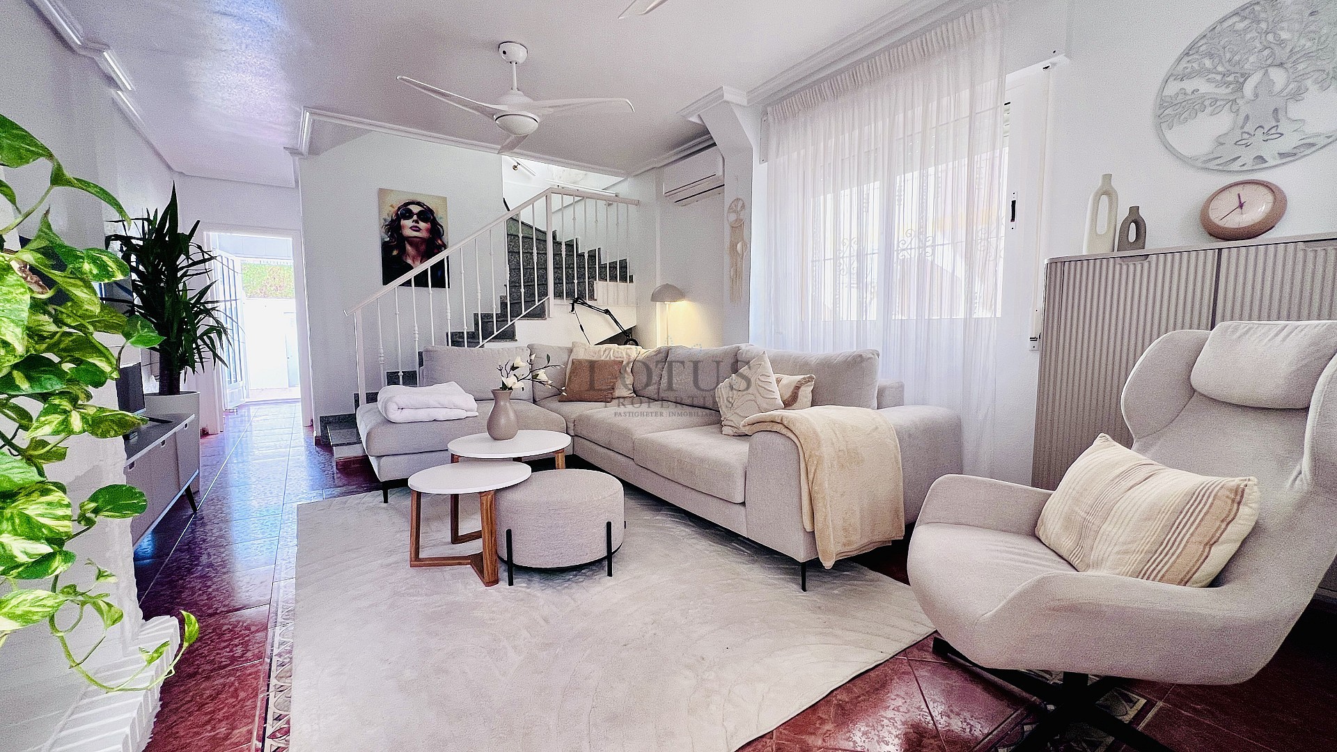 Mediterrane droom in Villamartin – Hoekwoning met drie slaapkamers, zwembad en tuin - Lotus Properties