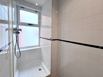 Fantastische kans op minder dan 1 km van de Middellandse Zee! - Lotus Properties