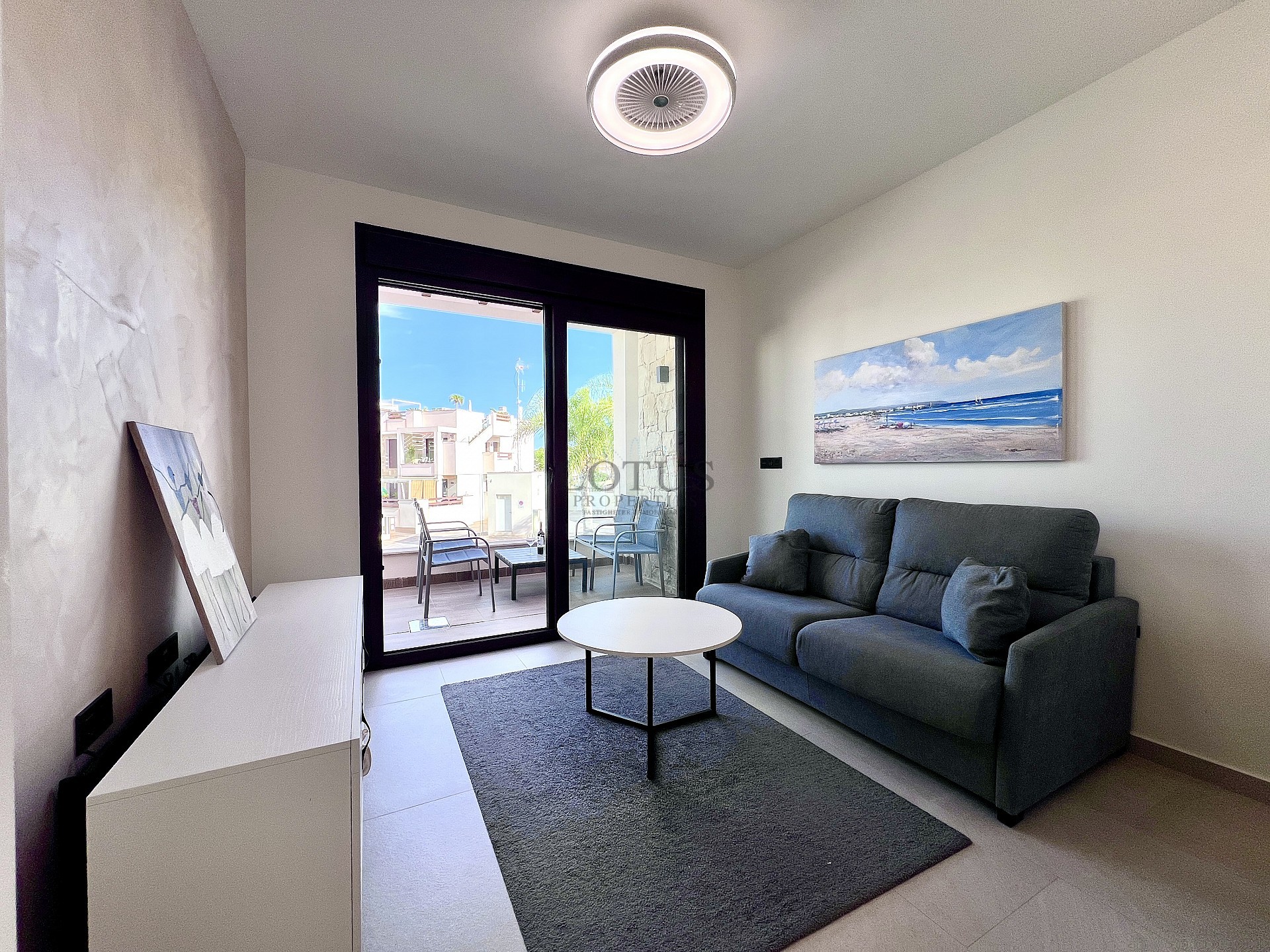 Exclusieve bungalow met 3 slaapkamers op het dak in Los Balcones - Lotus Properties