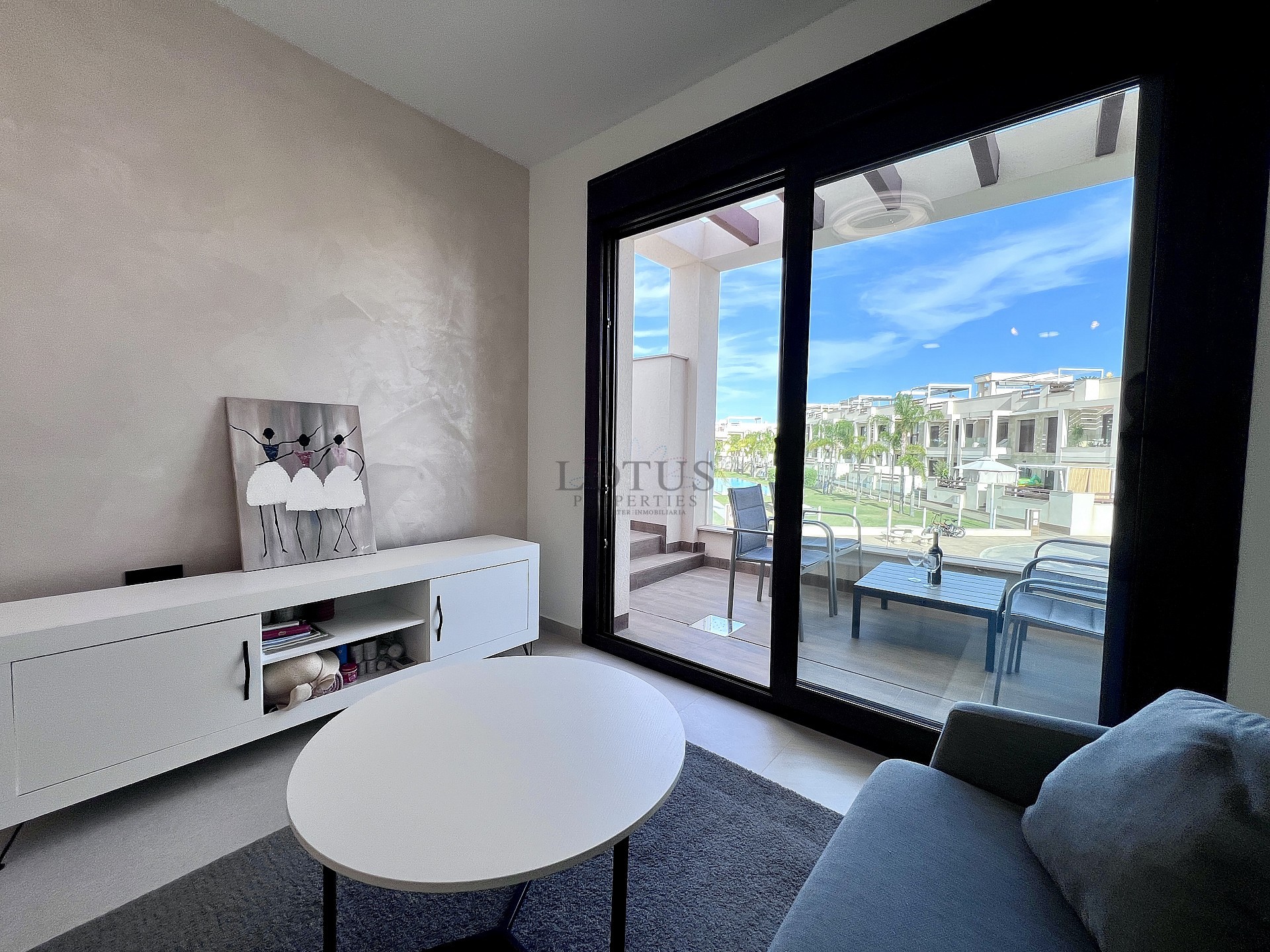 Exclusieve bungalow met 3 slaapkamers op het dak in Los Balcones - Lotus Properties