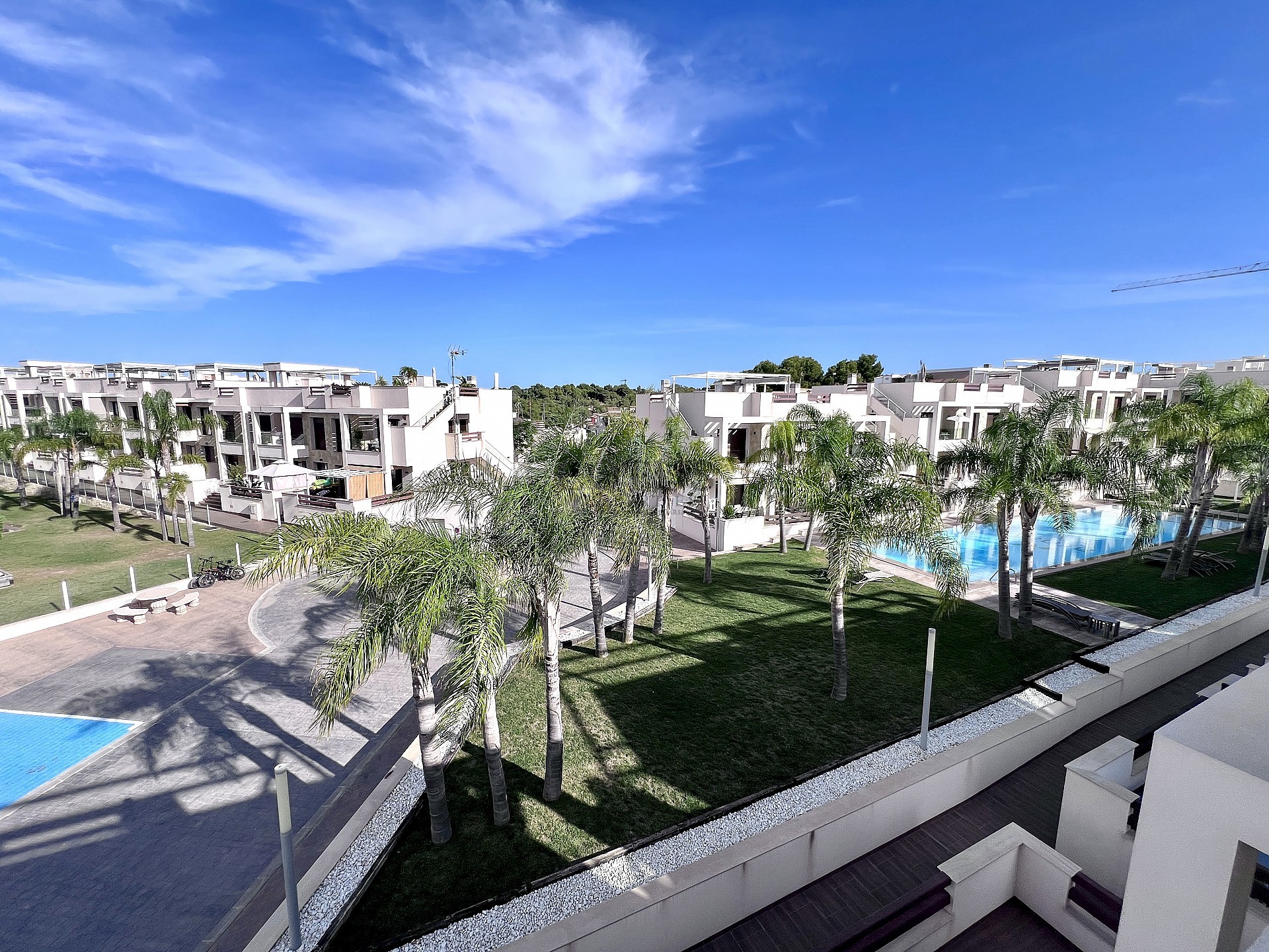 Exclusieve bungalow met 3 slaapkamers op het dak in Los Balcones - Lotus Properties